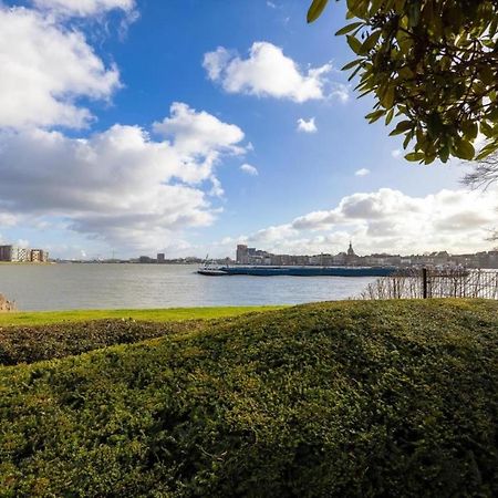 Studio Aan De Maas Appartement Zwijndrecht Buitenkant foto